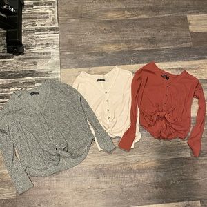 3 for $40 Abercrombie front tie soft AF shirt